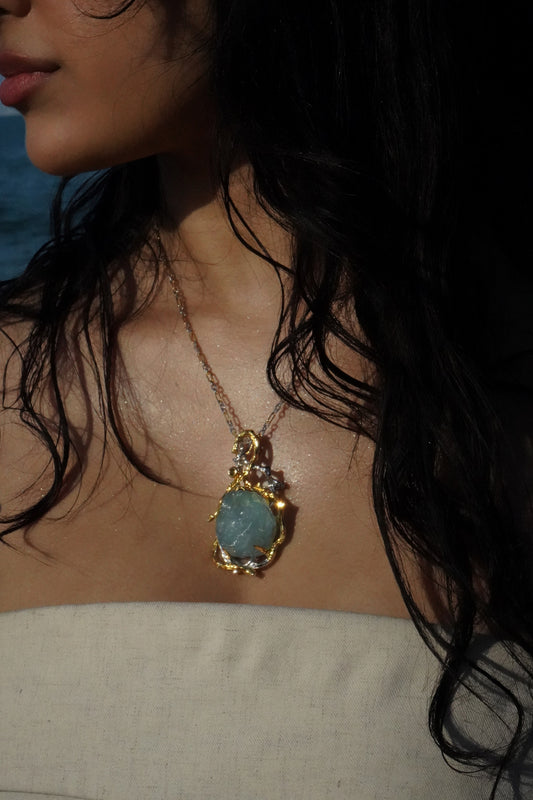 AQUAMARINE STONE OF THE SEA NECKLACE