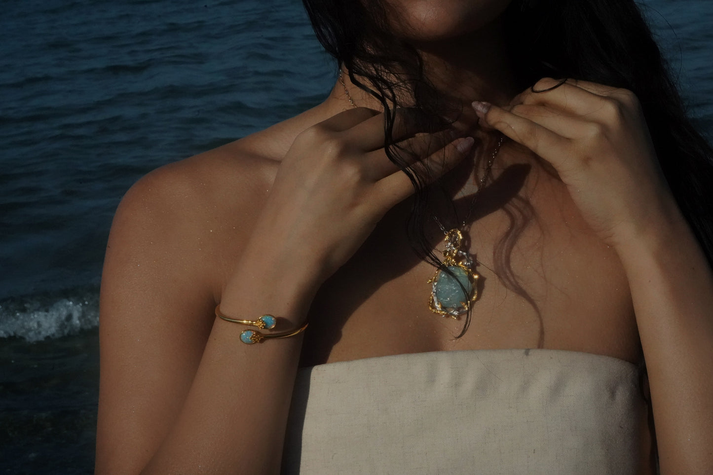 BLUE OPALS OCEAN BRACELET