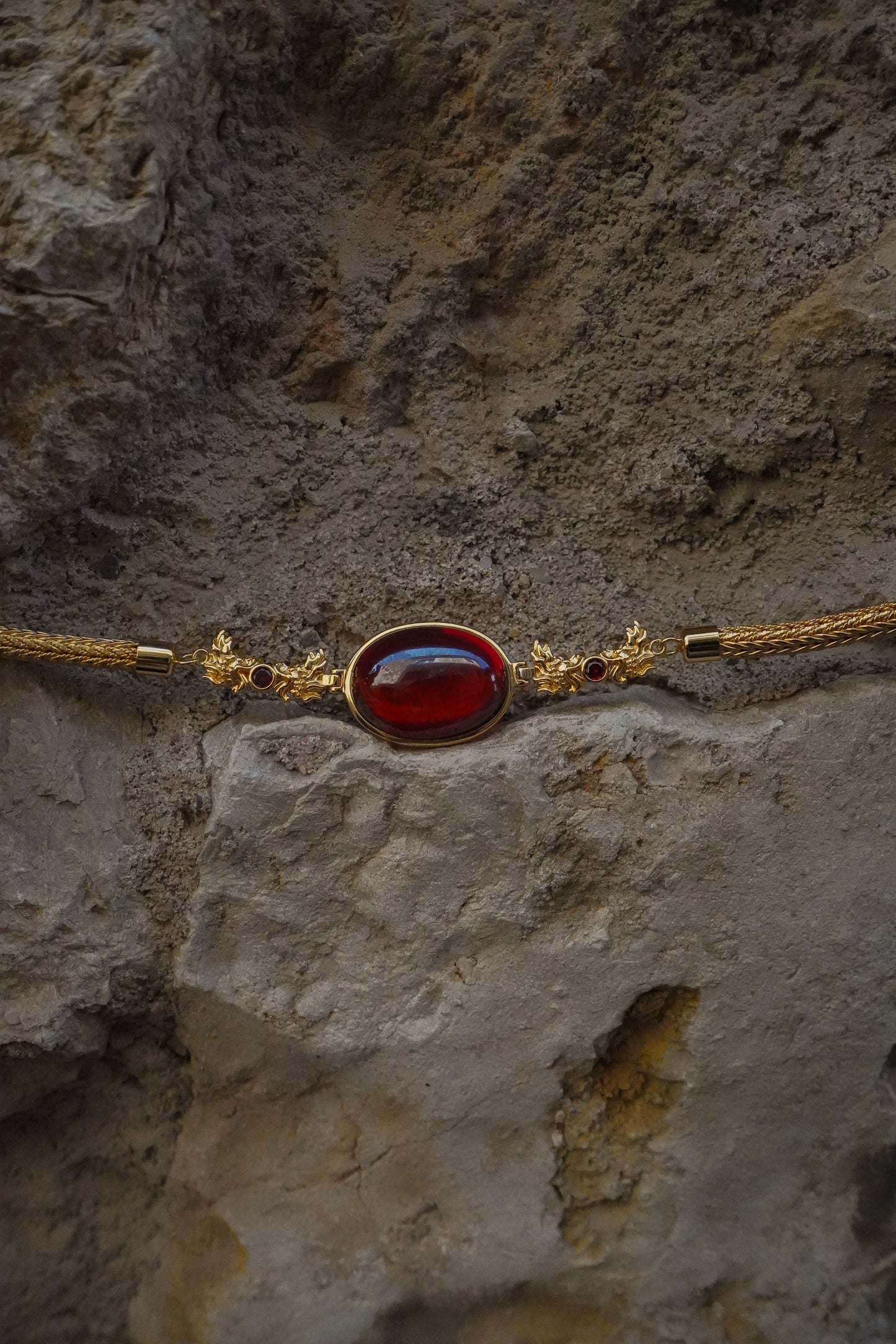 DRACONIC EMBER CHOKER